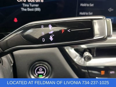 2024 Cadillac LYRIQ Luxury 2