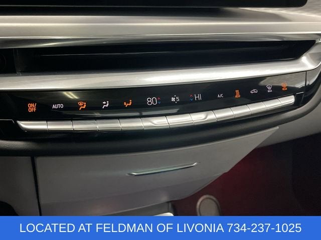 2024 Cadillac LYRIQ Luxury 2