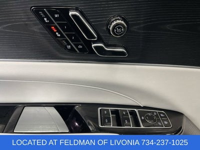 2024 Cadillac LYRIQ Luxury 2