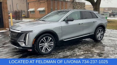 2024 Cadillac LYRIQ Luxury 2
