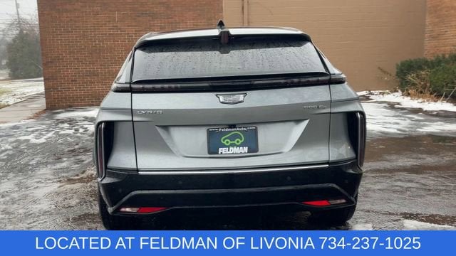 2024 Cadillac LYRIQ Luxury 2