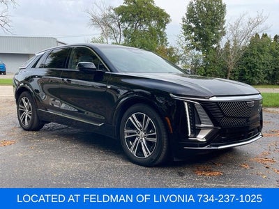 2024 Cadillac LYRIQ Luxury 2