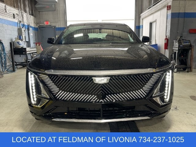 2024 Cadillac LYRIQ Luxury 3
