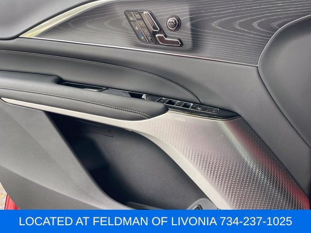 2024 Cadillac LYRIQ Sport 2
