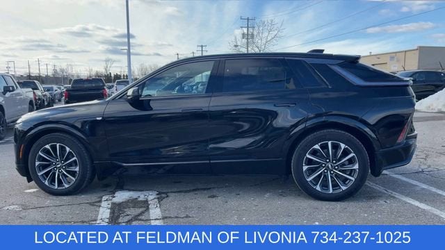 2024 Cadillac LYRIQ Sport 2