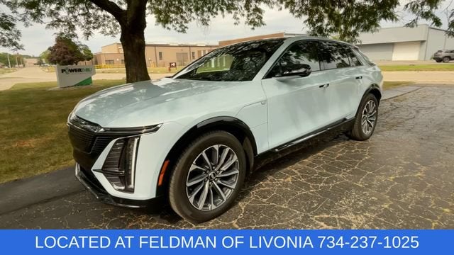 2024 Cadillac LYRIQ Sport 2