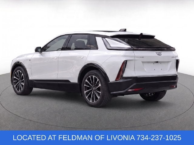 2024 Cadillac LYRIQ Sport 2