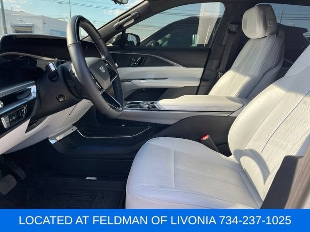 2024 Cadillac LYRIQ Sport 3