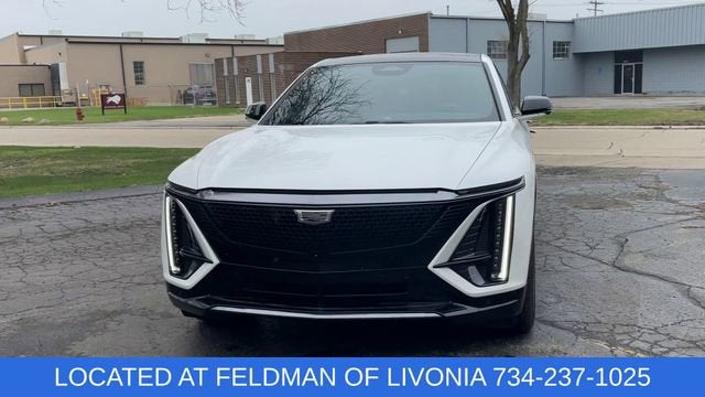 2024 Cadillac LYRIQ Sport 3