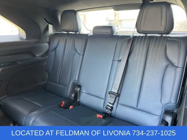 2025 Cadillac ESCALADE IQ Luxury 2