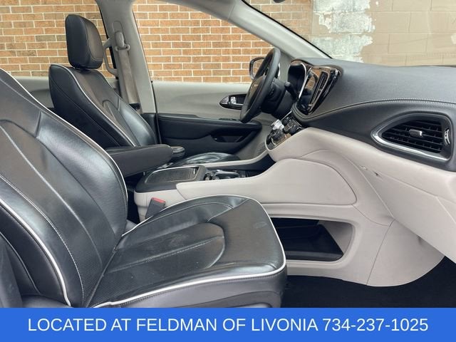 2023 Chrysler Pacifica Hybrid Limited