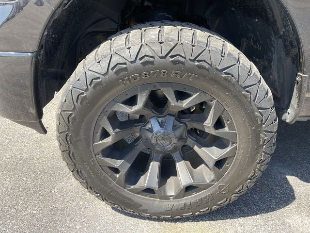 2019 RAM 1500 Classic SLT