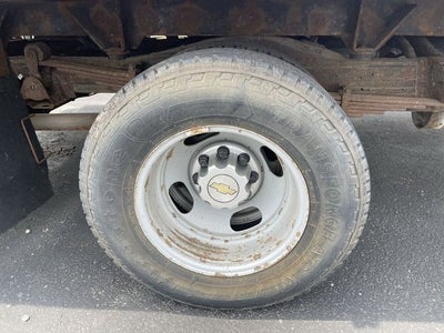 2014 Chevrolet Express 4500 Base Cutaway