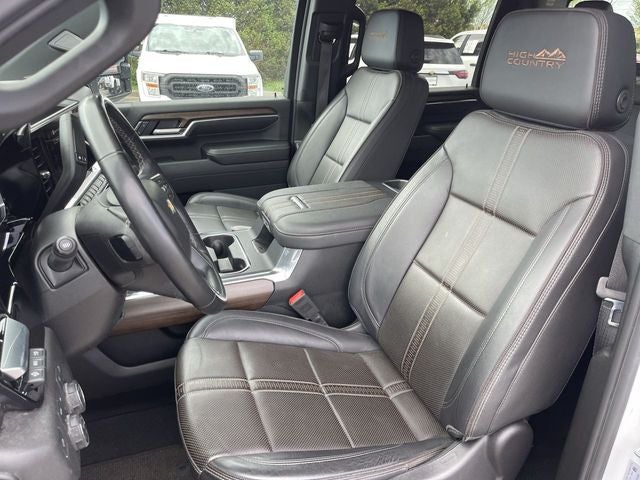 2025 Chevrolet Silverado 3500HD High Country