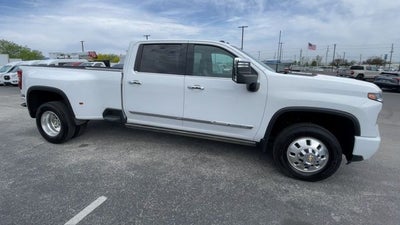 2025 Chevrolet Silverado 3500HD High Country
