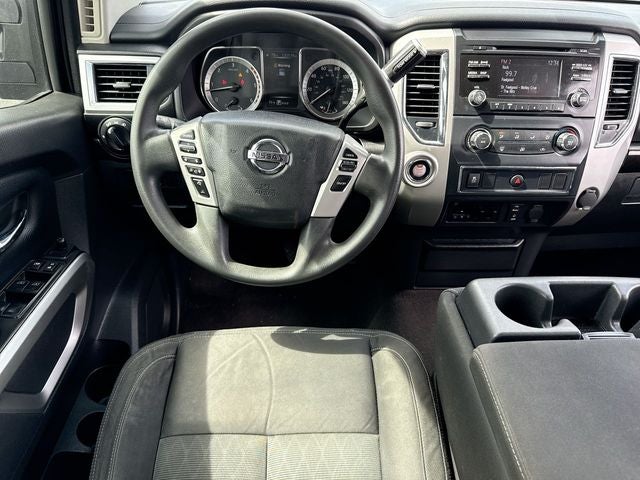 2017 Nissan Titan XD SV
