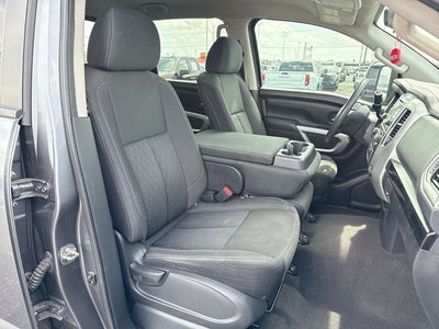 2017 Nissan Titan XD SV
