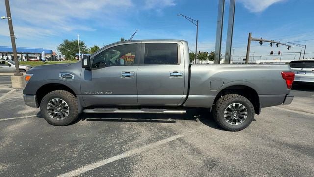 2017 Nissan Titan XD SV