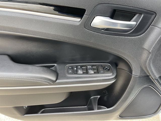 2021 Chrysler 300 S