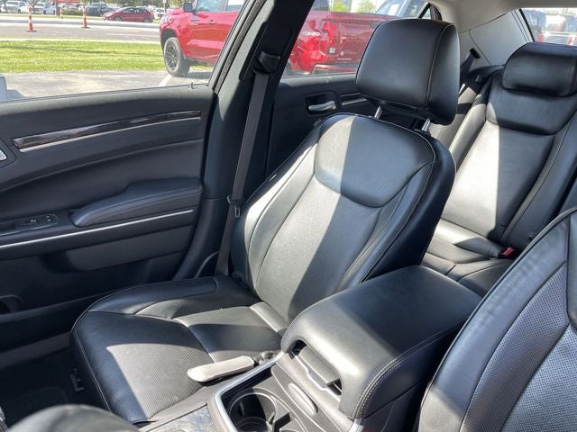 2022 Chrysler 300 Touring