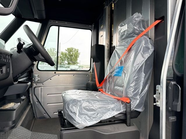 2024 BrightDrop Zevo 400 Base