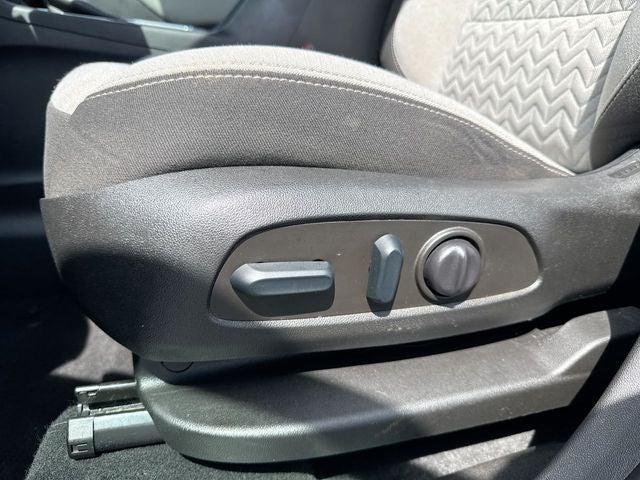 2022 Chevrolet Equinox LT - Photo 12