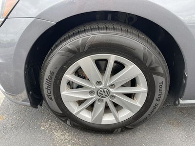 2019 Volkswagen Golf Base