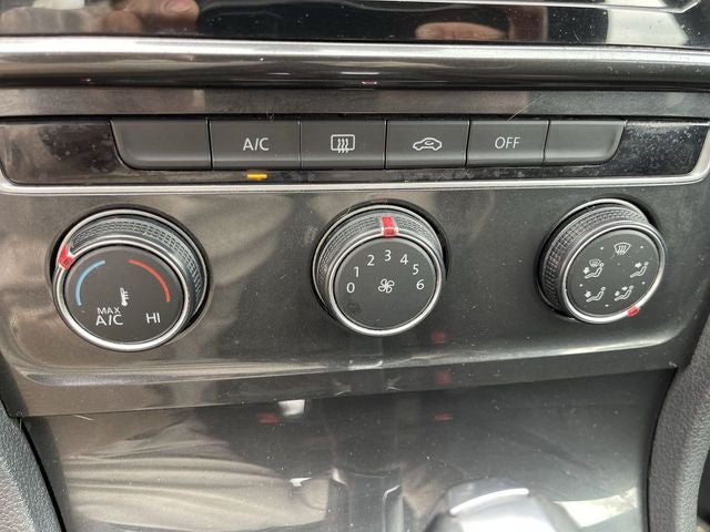 2019 Volkswagen Golf Base