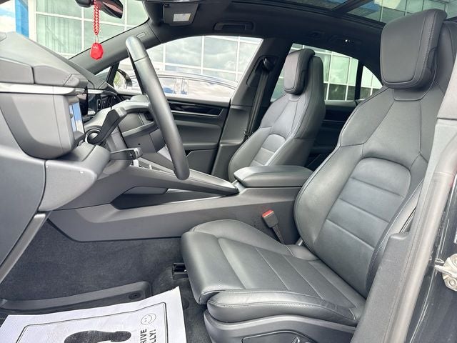 2024 Porsche Macan Electric 4