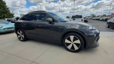2024 Porsche Macan Electric 4