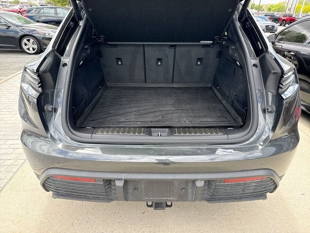 2024 Porsche Macan Electric 4