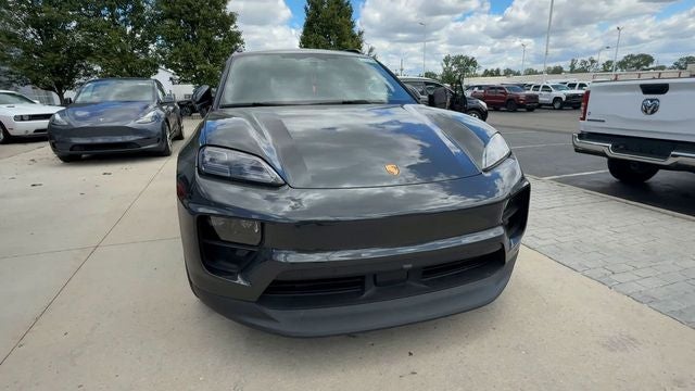 2024 Porsche Macan Electric 4