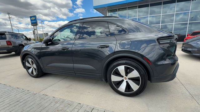 2024 Porsche Macan Electric 4