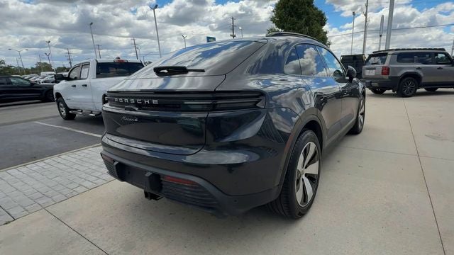 2024 Porsche Macan Electric 4