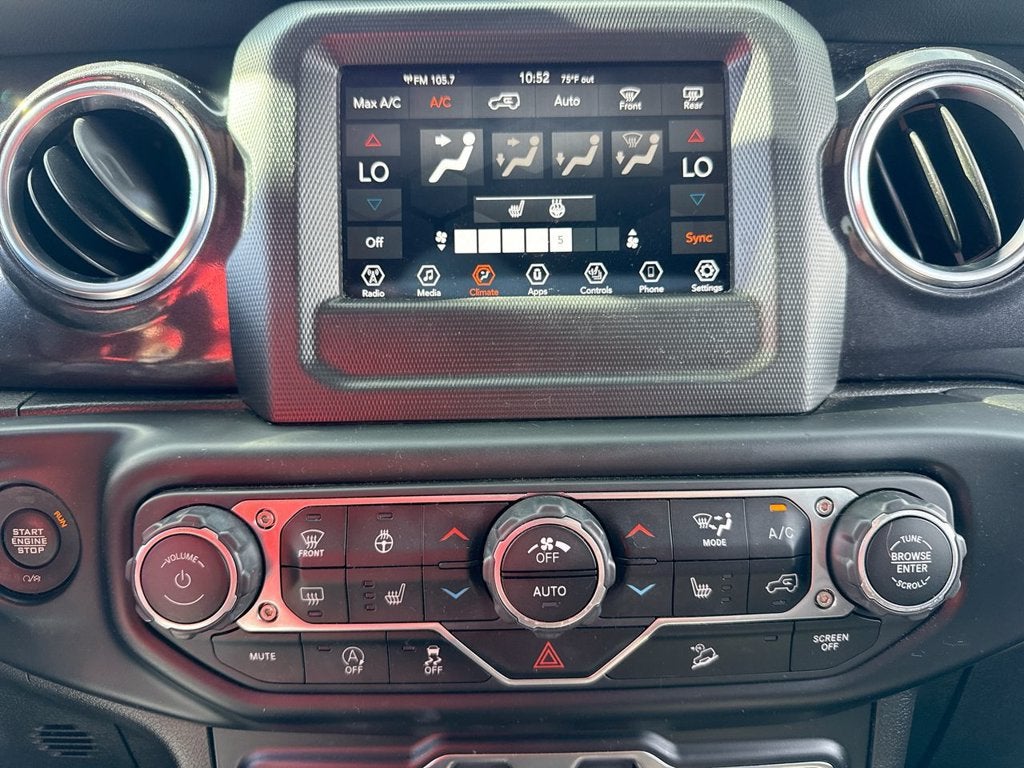 2021 Jeep Wrangler Unlimited Sahara Altitude 4x4