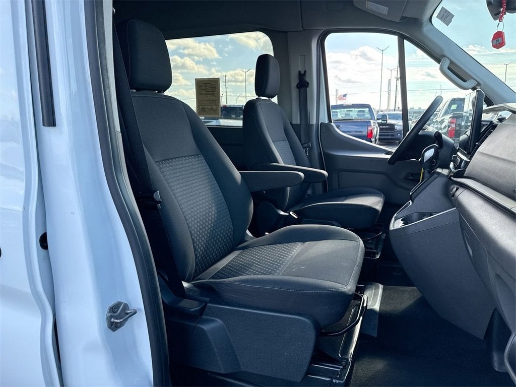 2023 Ford Transit Passenger Wagon XL