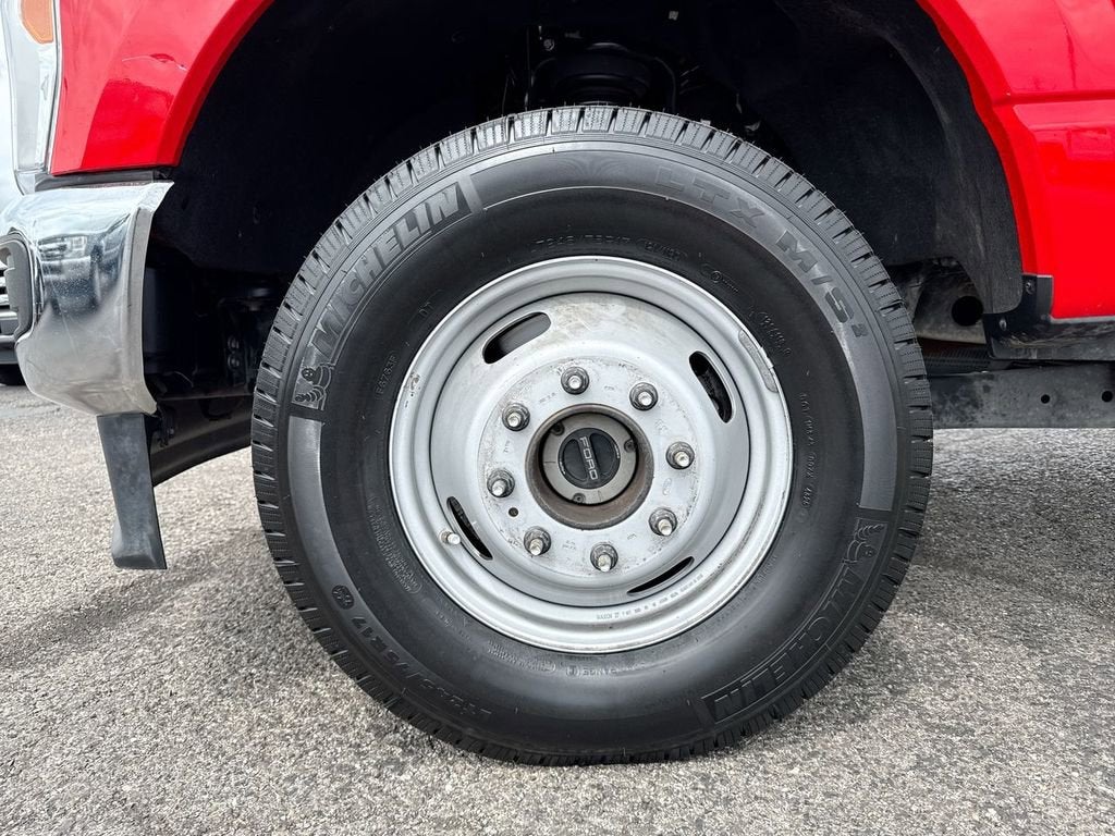 2023 Ford Super Duty F-350 DRW XL