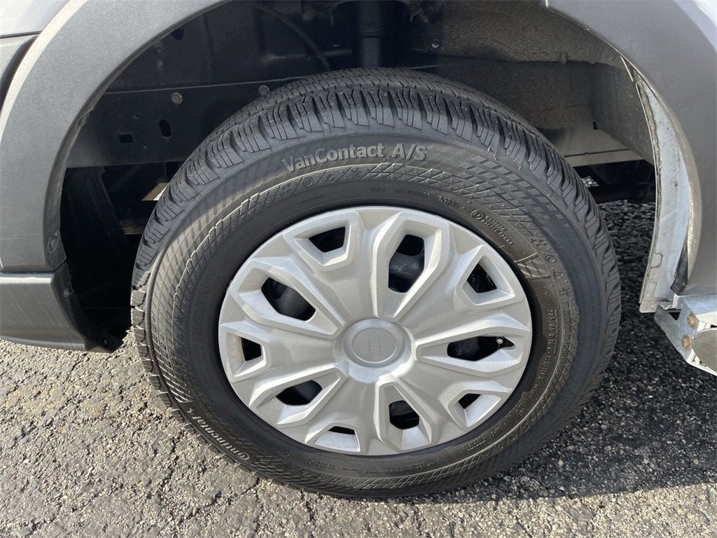 2024 Ford Transit Cargo Van T-250 130" Low Rf 9070 GVWR RWD