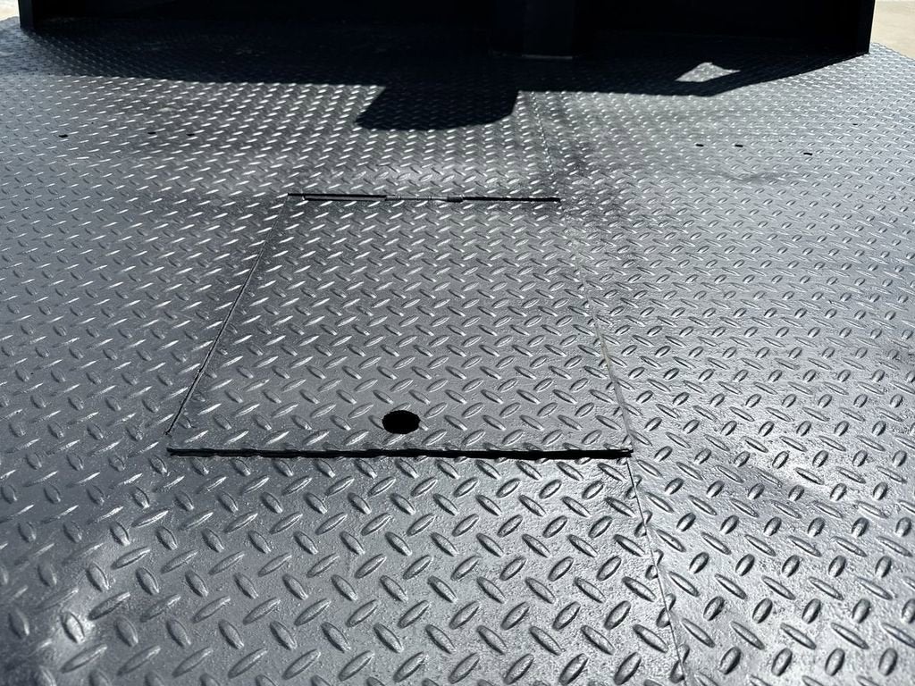 2004 Ford Super Duty F-350 SRW XL
