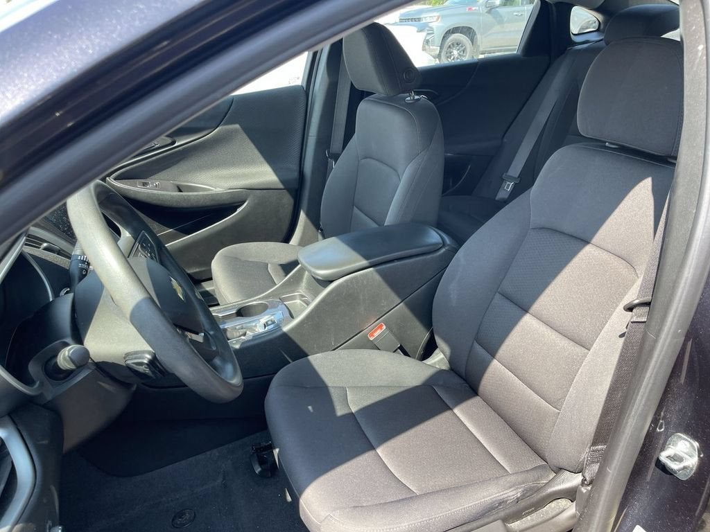2023 Chevrolet Malibu LS