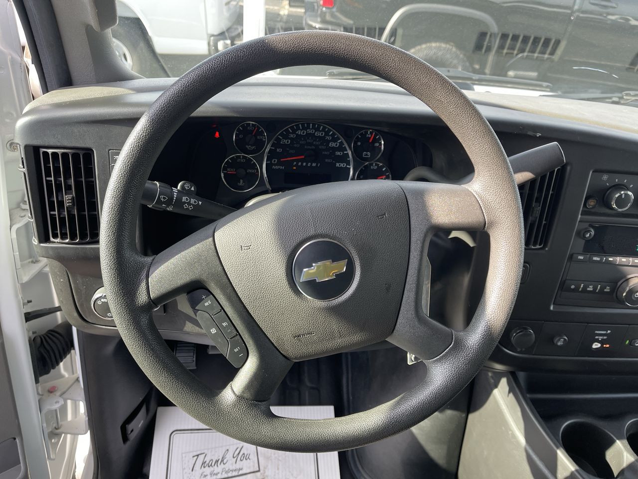 2023 Chevrolet Express Passenger 3500 1LS