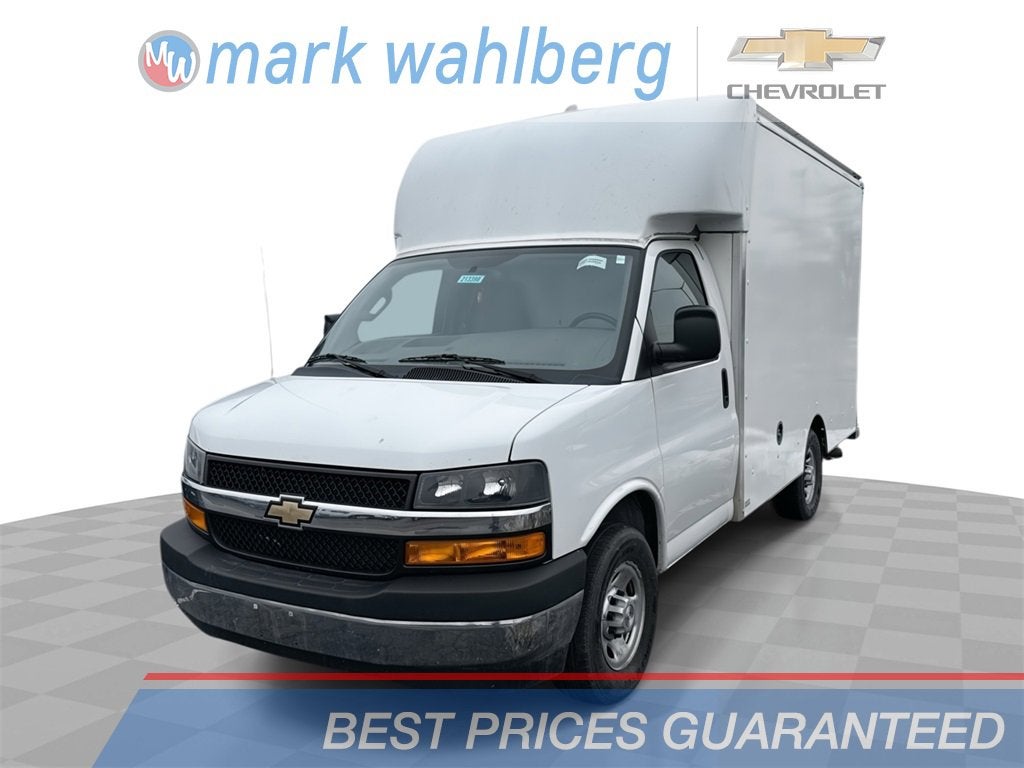 2021 Chevrolet Express Cutaway 3500 3500 Van 139