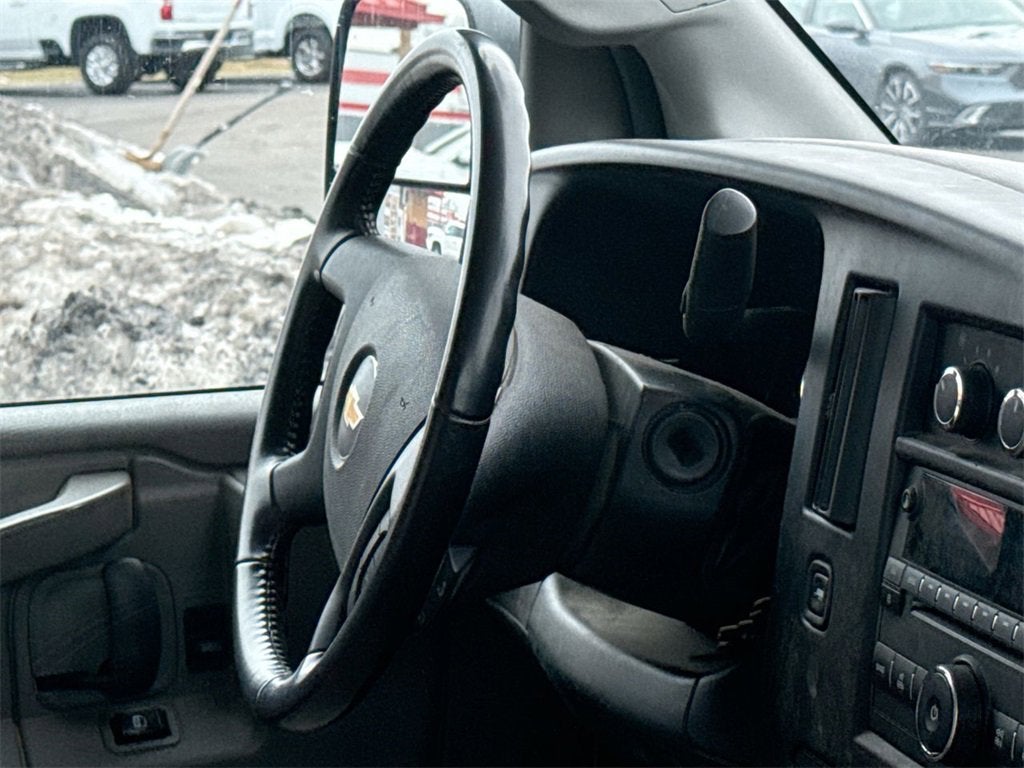 2021 Chevrolet Express Cutaway 3500 3500 Van 139