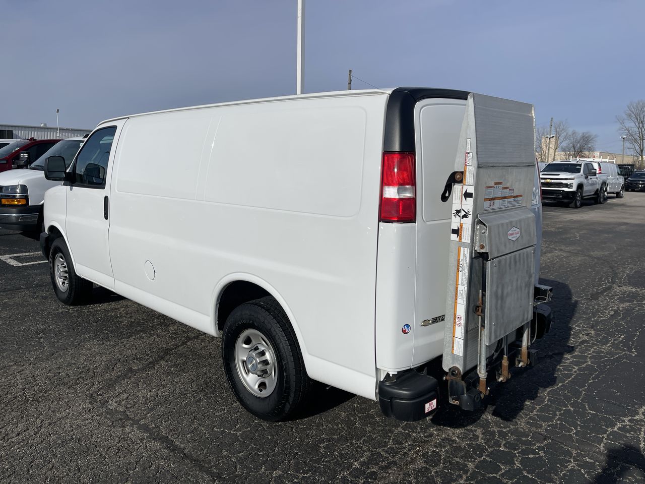 2021 Chevrolet Express Cargo 3500 WT