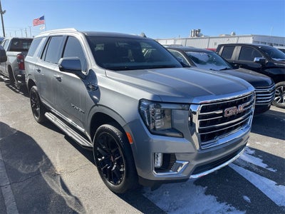 2023 GMC Yukon SLT