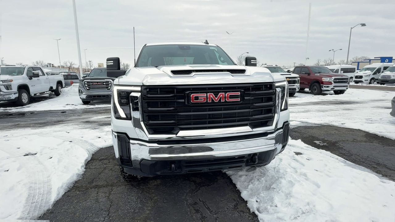 2024 GMC Sierra 2500 HD Pro