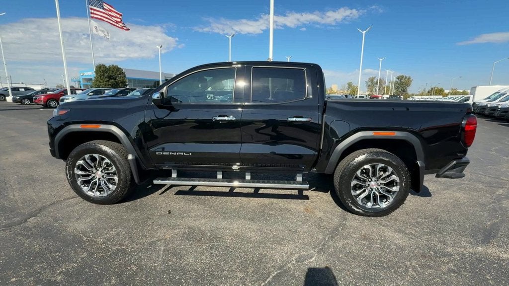 2023 GMC Canyon 4WD Denali