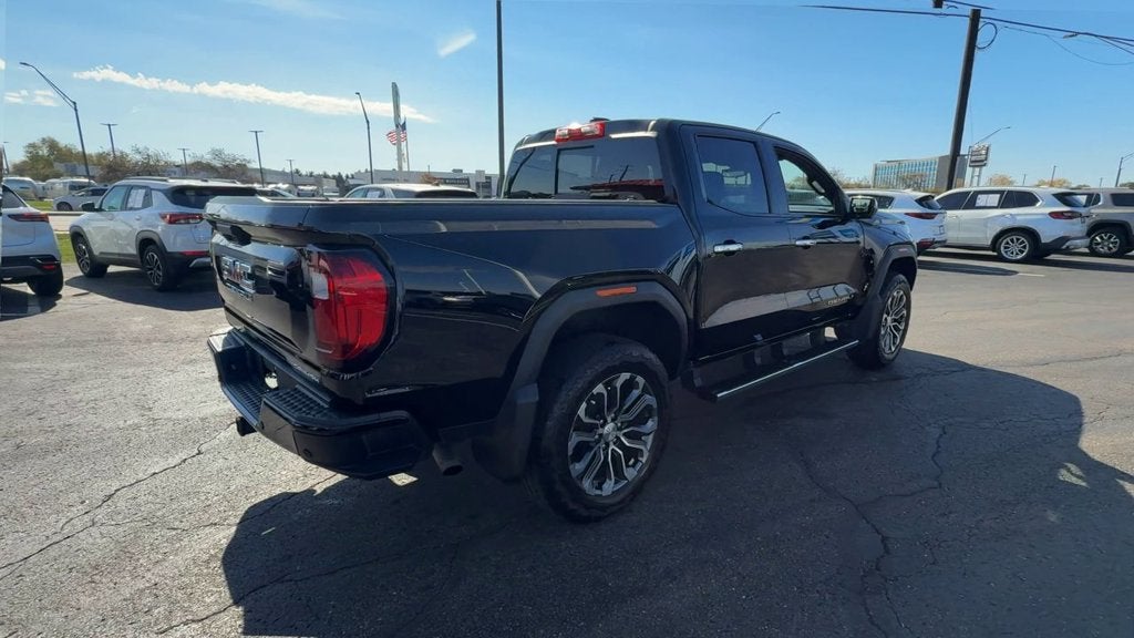 2023 GMC Canyon 4WD Denali