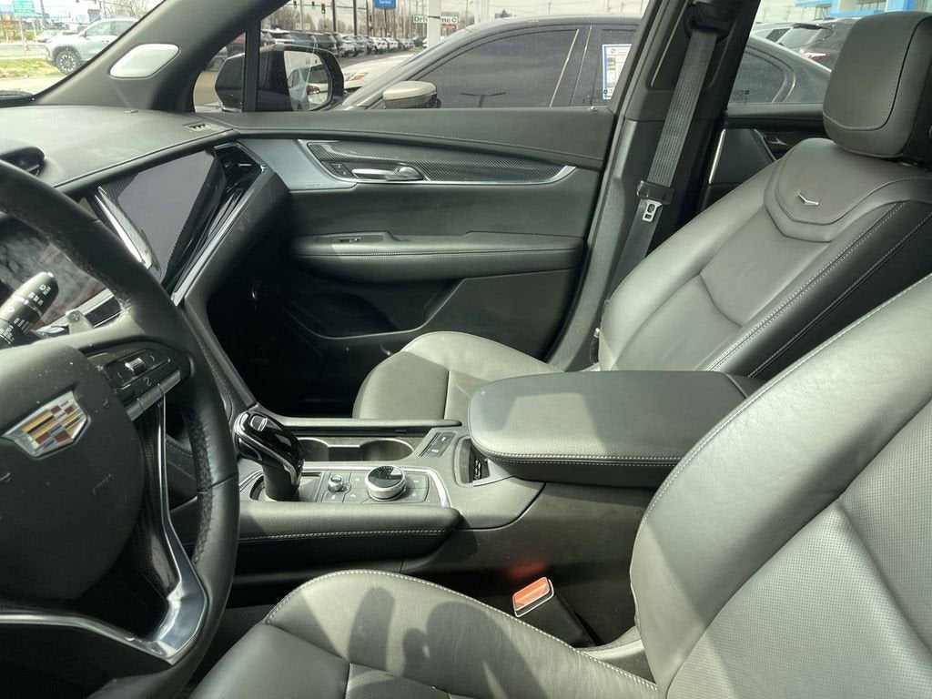 2024 Cadillac XT6 Sport