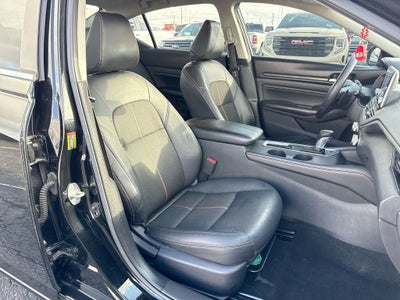 2021 Nissan Altima 2.5 SR